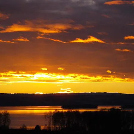 Herkestad Gard Bed and Breakfast