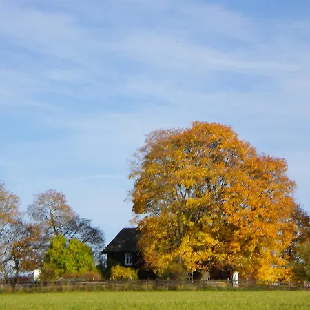 Herkestad Gard B&B *