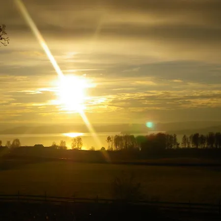 Herkestad Gard B&B *